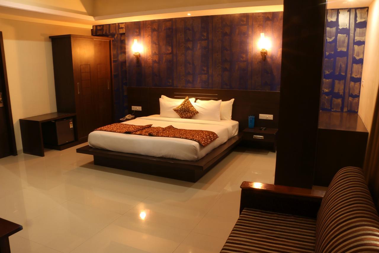 Hotel Reevanta Daman Exterior photo